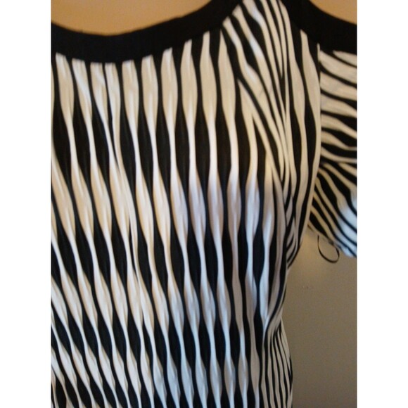 Danny & Nicole Black & White Aztec Cold Shoulder  Fit & Flare Dress Womens 16 - Picture 4 of 16